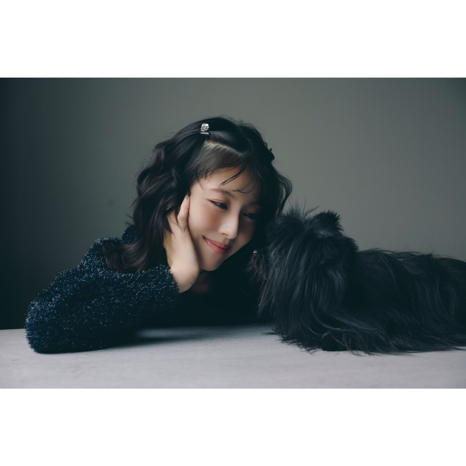 浜辺美波カレンダー 2026.04-2027.03(オフィシャルサイト限定表紙版 浜辺美波カレンダー 2026.04-2027.03(オフィシャルサイト限定表紙版